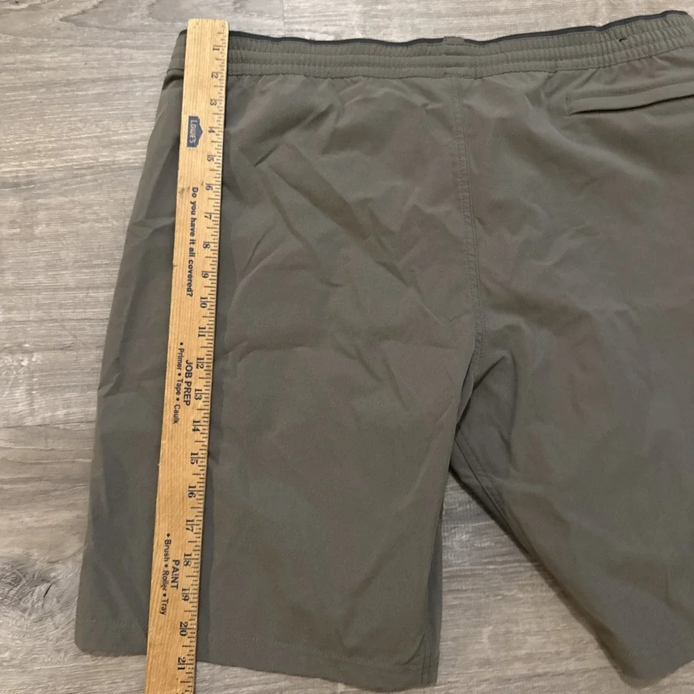 Kuhl Men's Freeflex Shorts Size XL Brown Taupe Metal 5257
